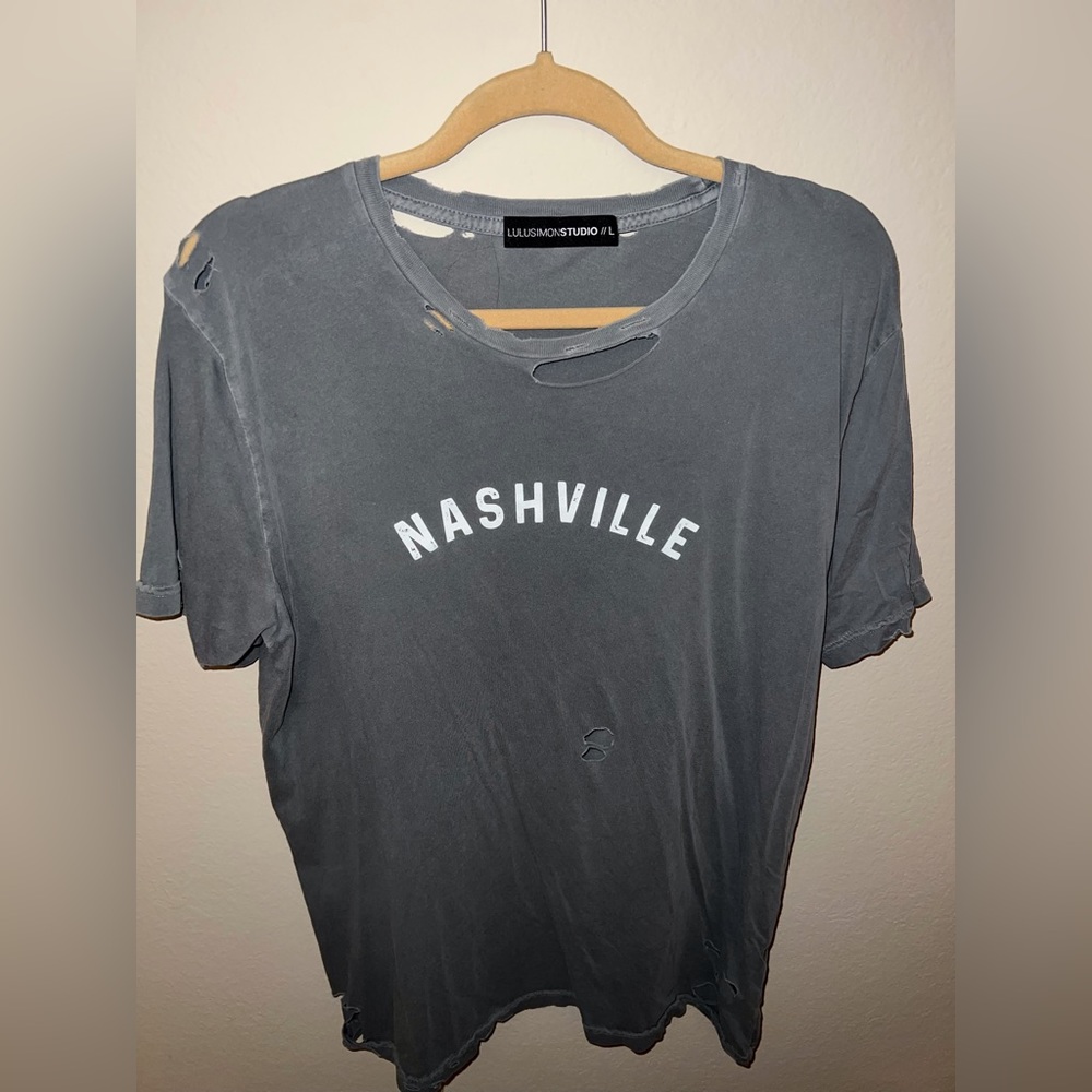 Nashville distressed tee